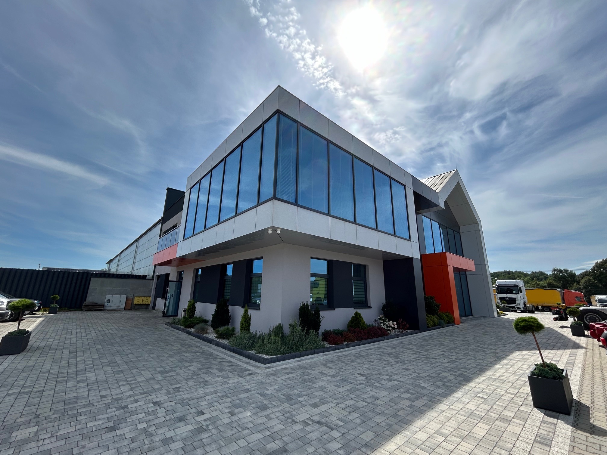 Штаб-квартира Autobag Polska в Глогочеві